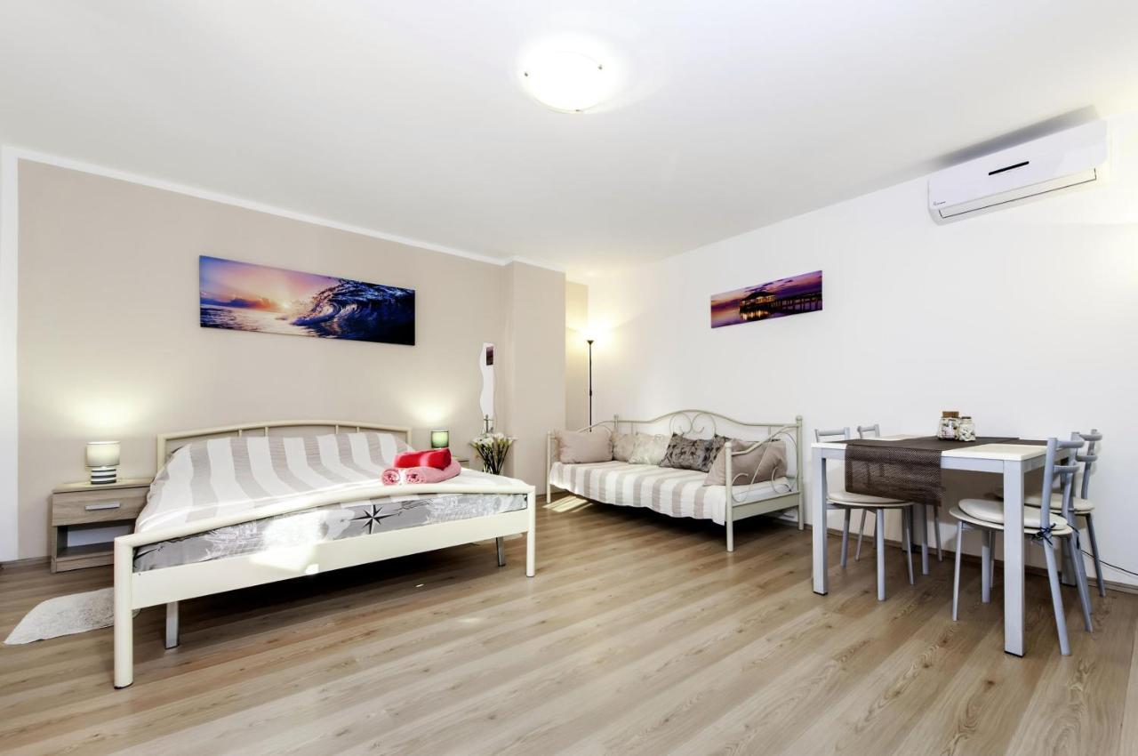 Studio Sony Rovinj Exterior foto
